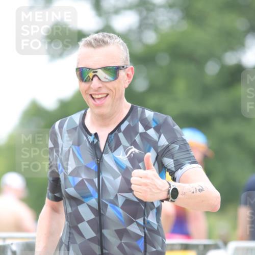 22.06.2025 - Viking Triathlon H.Heesch http://msf.ph/oto/8096880 22.06.2025 15:32:39 Laufen 469 meine-sportfotos.de