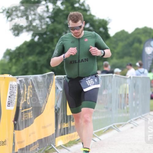 22.06.2025 - Viking Triathlon H.Heesch http://msf.ph/oto/8096884 22.06.2025 16:18:11 Laufen 186 meine-sportfotos.de