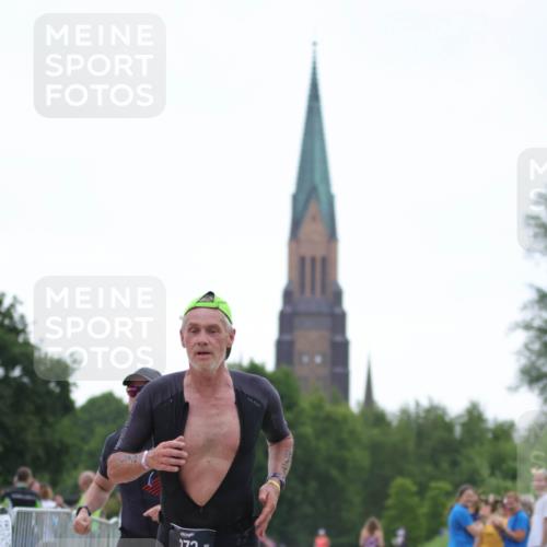 22.06.2025 - Viking Triathlon H.Heesch http://msf.ph/oto/8096890 22.06.2025 16:19:27 Laufen 191, 372 meine-sportfotos.de