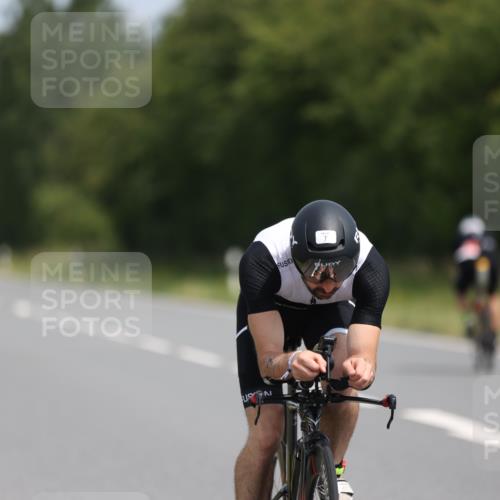 22.06.2025 - Viking Triathlon Yannick Fuchs http://msf.ph/oto/8096918 22.06.2025 11:59:30 Radfahren 2, 7, 55, 196, 346, 661 meine-sportfotos.de