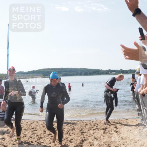 22.06.2025 - Viking Triathlon MichiJ http://msf.ph/oto/8096919 22.06.2025 10:41:59 Schwimmen 58, 78, 159, 199, 221, 625 meine-sportfotos.de