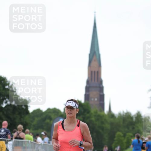 22.06.2025 - Viking Triathlon H.Heesch http://msf.ph/oto/8096943 22.06.2025 16:19:57 Laufen 89 meine-sportfotos.de