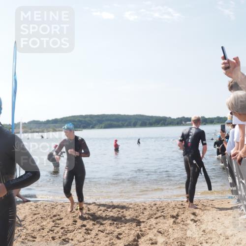 22.06.2025 - Viking Triathlon MichiJ http://msf.ph/oto/8096969 22.06.2025 10:42:00 Schwimmen 78, 159, 199, 221 meine-sportfotos.de