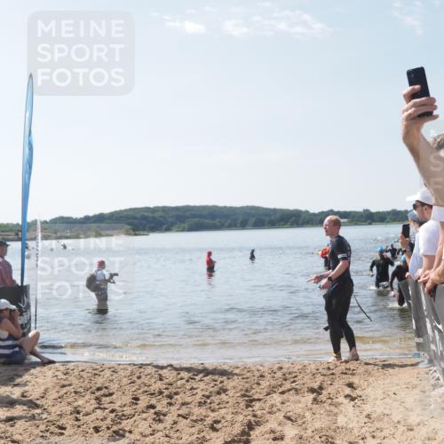 22.06.2025 - Viking Triathlon MichiJ http://msf.ph/oto/8096993 22.06.2025 10:42:02 Schwimmen 78, 159, 199, 221 meine-sportfotos.de