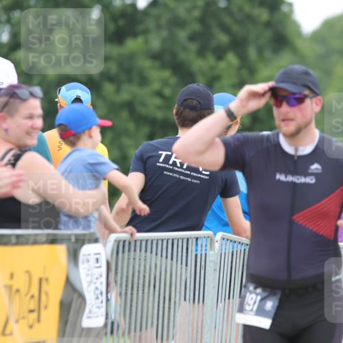 22.06.2025 - Viking Triathlon H.Heesch http://msf.ph/oto/8097008 22.06.2025 15:33:11 Laufen 191, 459 meine-sportfotos.de