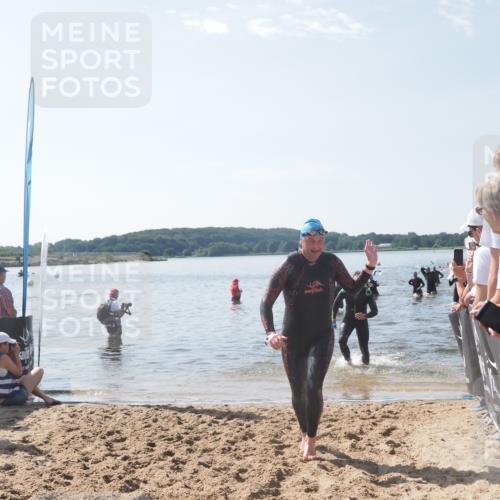 22.06.2025 - Viking Triathlon MichiJ http://msf.ph/oto/8097018 22.06.2025 10:42:09 Schwimmen 78, 159, 199, 281, 290, 460, 465 meine-sportfotos.de