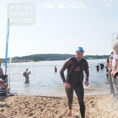 22.06.2025 - Viking Triathlon MichiJ http://msf.ph/oto/8097037 22.06.2025 10:42:09 Schwimmen 78, 159, 199, 281, 290, 460, 465 meine-sportfotos.de