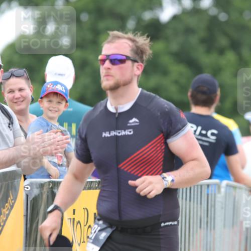 22.06.2025 - Viking Triathlon H.Heesch http://msf.ph/oto/8097047 22.06.2025 15:33:12 Laufen 191, 459 meine-sportfotos.de