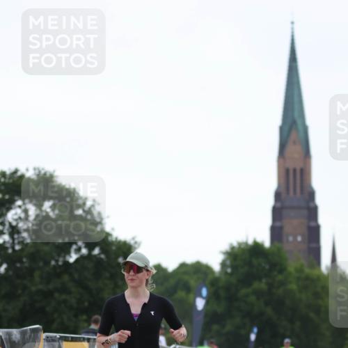 22.06.2025 - Viking Triathlon H.Heesch http://msf.ph/oto/8097051 22.06.2025 16:21:08 Laufen 143 meine-sportfotos.de