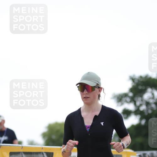 22.06.2025 - Viking Triathlon H.Heesch http://msf.ph/oto/8097073 22.06.2025 16:21:10 Laufen 143 meine-sportfotos.de