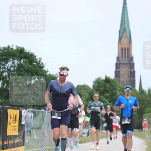 22.06.2025 - Viking Triathlon H.Heesch http://msf.ph/oto/8097086 22.06.2025 13:27:16 Laufen 78, 153, 376, 444, 513 meine-sportfotos.de