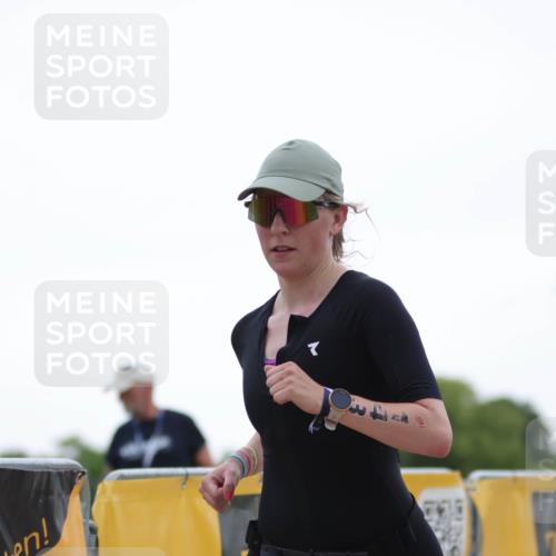22.06.2025 - Viking Triathlon H.Heesch http://msf.ph/oto/8097095 22.06.2025 16:21:10 Laufen 143 meine-sportfotos.de