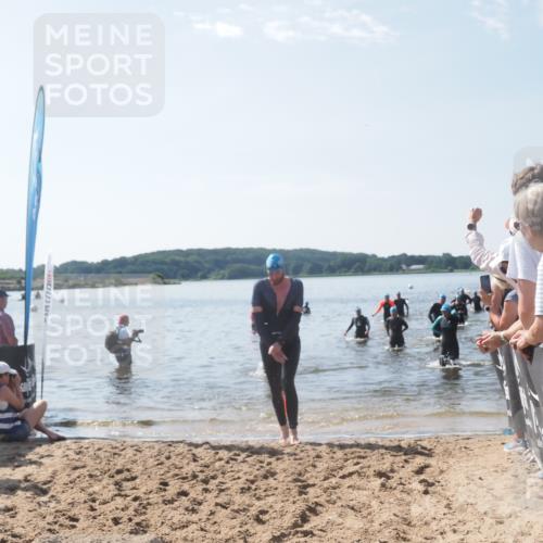 22.06.2025 - Viking Triathlon MichiJ http://msf.ph/oto/8097117 22.06.2025 10:42:17 Schwimmen 16, 65, 78, 192, 281, 290, 326, 460, 465 meine-sportfotos.de
