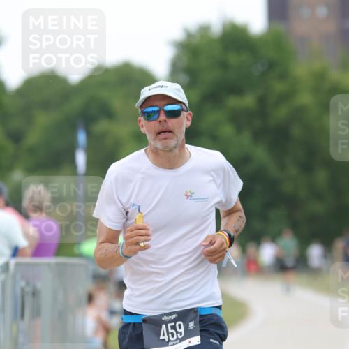 22.06.2025 - Viking Triathlon H.Heesch http://msf.ph/oto/8097120 22.06.2025 15:33:16 Laufen 191, 459 meine-sportfotos.de