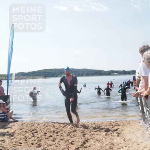 22.06.2025 - Viking Triathlon MichiJ http://msf.ph/oto/8097141 22.06.2025 10:42:18 Schwimmen 16, 65, 78, 192, 281, 290, 318, 326, 460, 465 meine-sportfotos.de