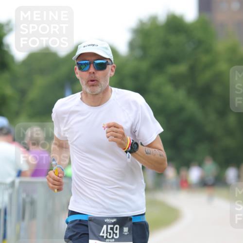 22.06.2025 - Viking Triathlon H.Heesch http://msf.ph/oto/8097149 22.06.2025 15:33:17 Laufen 191, 459 meine-sportfotos.de