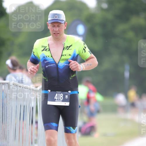 22.06.2025 - Viking Triathlon H.Heesch http://msf.ph/oto/8097223 22.06.2025 16:21:25 Laufen 418 meine-sportfotos.de