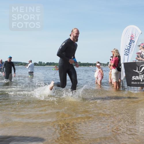 22.06.2025 - Viking Triathlon KatJ http://msf.ph/oto/8097229 22.06.2025 10:31:32 Schwimmen 3, 8, 98, 137, 158, 189, 236, 311, 340, 350, 469, 613, 648 meine-sportfotos.de