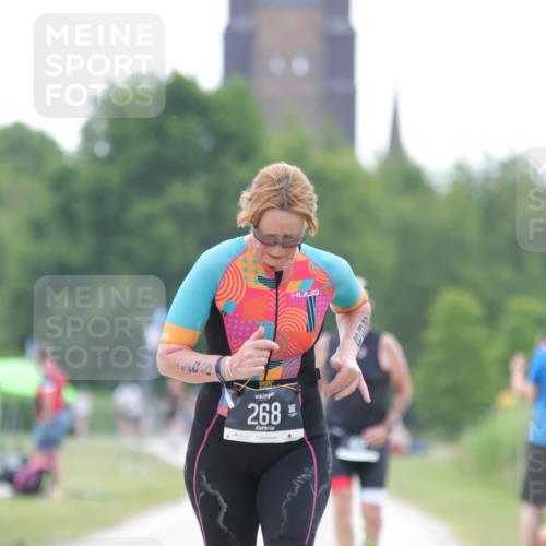 22.06.2025 - Viking Triathlon H.Heesch http://msf.ph/oto/8097265 22.06.2025 16:21:36 Laufen 268, 418, 447 meine-sportfotos.de
