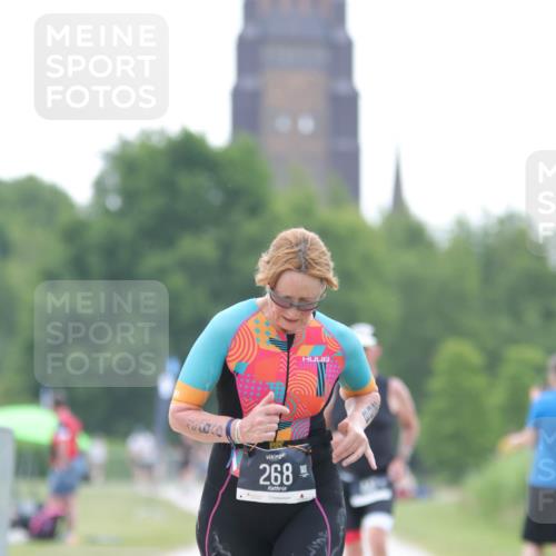 22.06.2025 - Viking Triathlon H.Heesch http://msf.ph/oto/8097276 22.06.2025 16:21:36 Laufen 268, 418, 447 meine-sportfotos.de