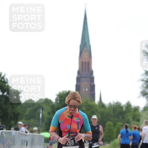 22.06.2025 - Viking Triathlon H.Heesch http://msf.ph/oto/8097290 22.06.2025 16:21:38 Laufen 268, 447 meine-sportfotos.de