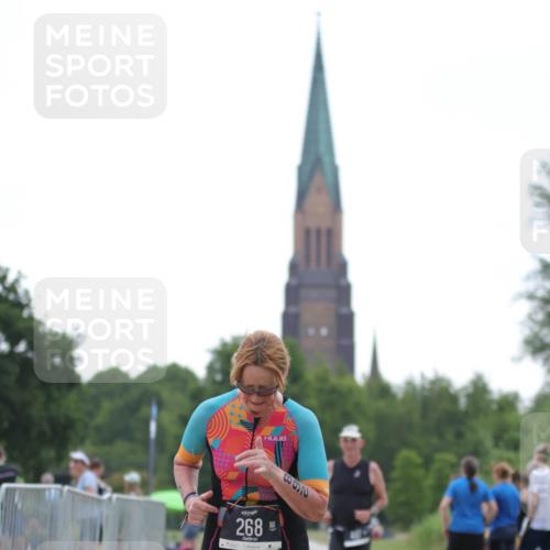 22.06.2025 - Viking Triathlon H.Heesch http://msf.ph/oto/8097298 22.06.2025 16:21:38 Laufen 268, 447 meine-sportfotos.de