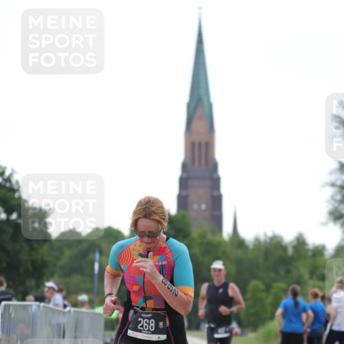 22.06.2025 - Viking Triathlon H.Heesch http://msf.ph/oto/8097305 22.06.2025 16:21:38 Laufen 268, 447 meine-sportfotos.de