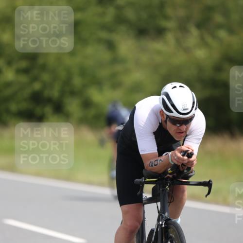 22.06.2025 - Viking Triathlon Yannick Fuchs http://msf.ph/oto/8097347 22.06.2025 11:59:51 Radfahren 207, 223, 225, 230, 610 meine-sportfotos.de