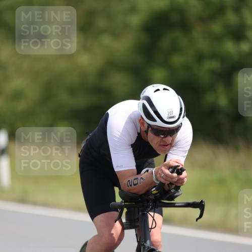 22.06.2025 - Viking Triathlon Yannick Fuchs http://msf.ph/oto/8097357 22.06.2025 11:59:51 Radfahren 207, 223, 225, 230, 610 meine-sportfotos.de