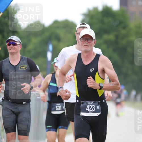 22.06.2025 - Viking Triathlon H.Heesch http://msf.ph/oto/8097396 22.06.2025 15:34:39 Laufen 128, 134, 423, 531, 601 meine-sportfotos.de