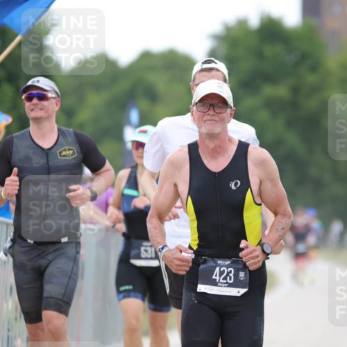 22.06.2025 - Viking Triathlon H.Heesch http://msf.ph/oto/8097412 22.06.2025 15:34:39 Laufen 128, 134, 423, 531, 601 meine-sportfotos.de