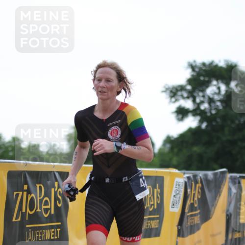 22.06.2025 - Viking Triathlon H.Heesch http://msf.ph/oto/8097438 22.06.2025 16:22:15 Laufen 425, 531 meine-sportfotos.de