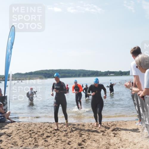 22.06.2025 - Viking Triathlon MichiJ http://msf.ph/oto/8097455 22.06.2025 10:42:35 Schwimmen 55, 65, 171, 192, 240, 318, 427 meine-sportfotos.de