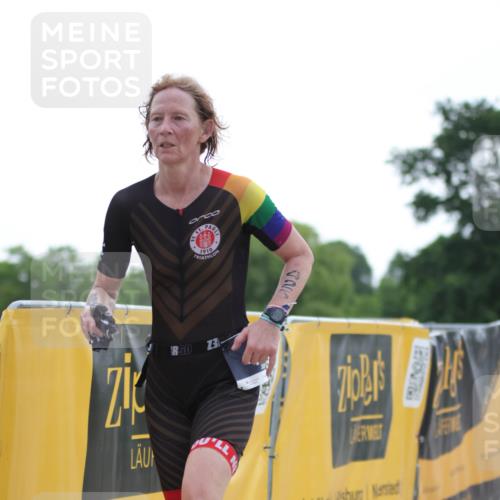 22.06.2025 - Viking Triathlon H.Heesch http://msf.ph/oto/8097471 22.06.2025 16:22:15 Laufen 425, 531 meine-sportfotos.de