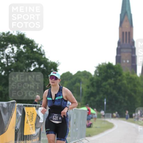 22.06.2025 - Viking Triathlon H.Heesch http://msf.ph/oto/8097482 22.06.2025 16:22:18 Laufen 425, 531 meine-sportfotos.de