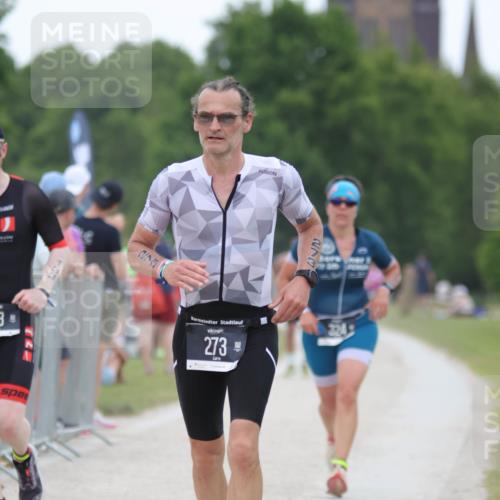 22.06.2025 - Viking Triathlon H.Heesch http://msf.ph/oto/8097540 22.06.2025 15:35:02 Laufen 133, 273, 324, 553 meine-sportfotos.de