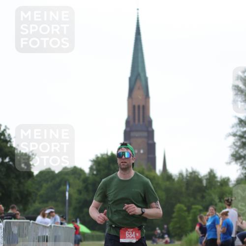 22.06.2025 - Viking Triathlon H.Heesch http://msf.ph/oto/8097553 22.06.2025 16:22:59 Laufen 634 meine-sportfotos.de