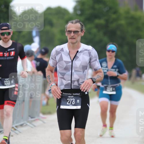 22.06.2025 - Viking Triathlon H.Heesch http://msf.ph/oto/8097555 22.06.2025 15:35:02 Laufen 133, 273, 324, 553 meine-sportfotos.de