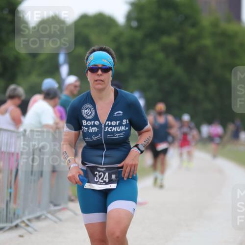 22.06.2025 - Viking Triathlon H.Heesch http://msf.ph/oto/8097595 22.06.2025 15:35:04 Laufen 133, 273, 324 meine-sportfotos.de