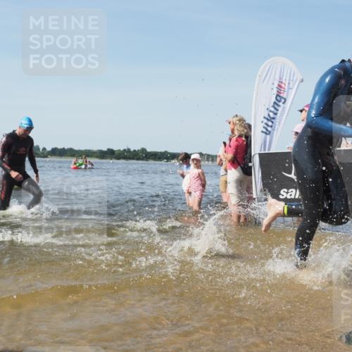 22.06.2025 - Viking Triathlon KatJ http://msf.ph/oto/8097661 22.06.2025 10:31:43 Schwimmen 98, 99, 124, 125, 137, 158, 189, 224, 340, 350, 507, 555, 613, 648, 658 meine-sportfotos.de