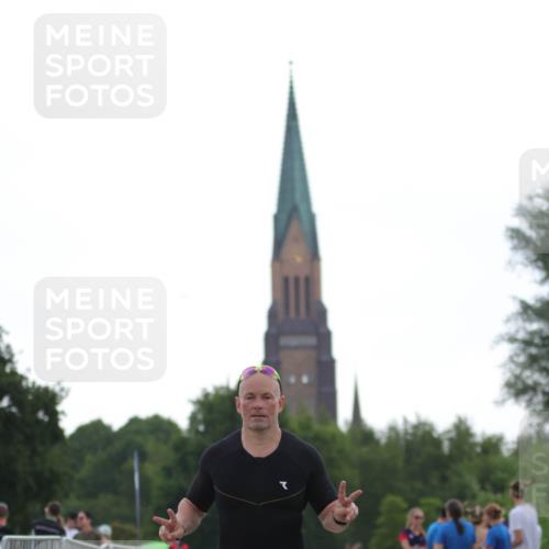22.06.2025 - Viking Triathlon H.Heesch http://msf.ph/oto/8097686 22.06.2025 16:25:02 Laufen 439 meine-sportfotos.de