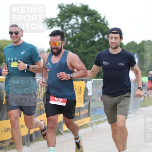 22.06.2025 - Viking Triathlon H.Heesch http://msf.ph/oto/8097688 22.06.2025 15:35:14 Laufen 609 meine-sportfotos.de