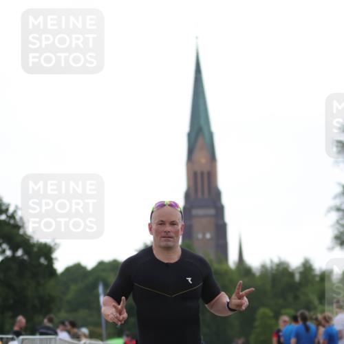 22.06.2025 - Viking Triathlon H.Heesch http://msf.ph/oto/8097706 22.06.2025 16:25:03 Laufen 439 meine-sportfotos.de