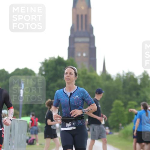 22.06.2025 - Viking Triathlon H.Heesch http://msf.ph/oto/8097723 22.06.2025 16:25:22 Laufen 133, 166 meine-sportfotos.de