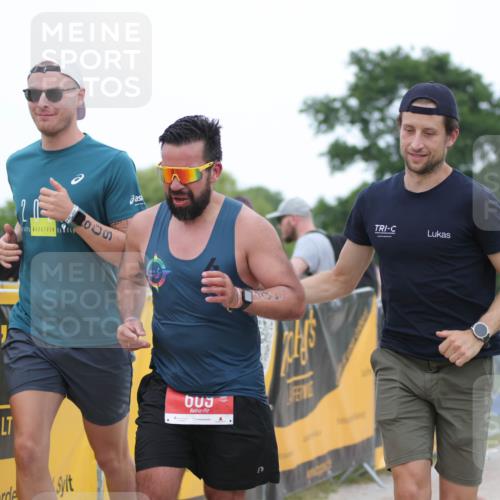 22.06.2025 - Viking Triathlon H.Heesch http://msf.ph/oto/8097724 22.06.2025 15:35:15 Laufen 609 meine-sportfotos.de