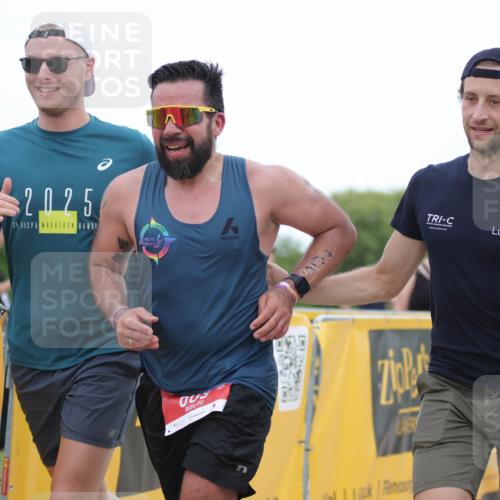 22.06.2025 - Viking Triathlon H.Heesch http://msf.ph/oto/8097757 22.06.2025 15:35:15 Laufen 609 meine-sportfotos.de