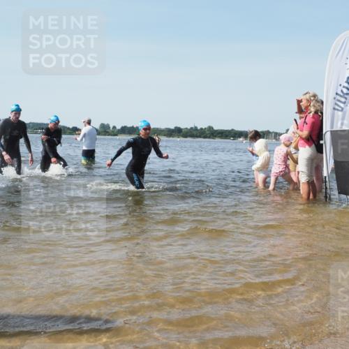 22.06.2025 - Viking Triathlon KatJ http://msf.ph/oto/8097779 22.06.2025 10:31:46 Schwimmen 87, 98, 99, 124, 125, 137, 158, 189, 224, 340, 350, 435, 507, 555, 658 meine-sportfotos.de