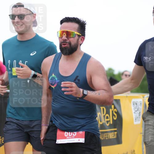22.06.2025 - Viking Triathlon H.Heesch http://msf.ph/oto/8097781 22.06.2025 15:35:15 Laufen 609 meine-sportfotos.de