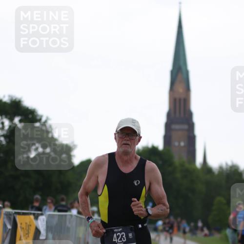 22.06.2025 - Viking Triathlon H.Heesch http://msf.ph/oto/8097799 22.06.2025 16:25:53 Laufen 423 meine-sportfotos.de