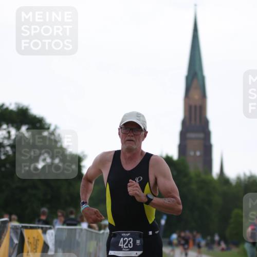 22.06.2025 - Viking Triathlon H.Heesch http://msf.ph/oto/8097803 22.06.2025 16:25:53 Laufen 423 meine-sportfotos.de
